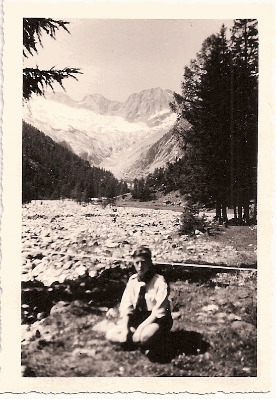 Campo di Chiareggio 1957 foto1